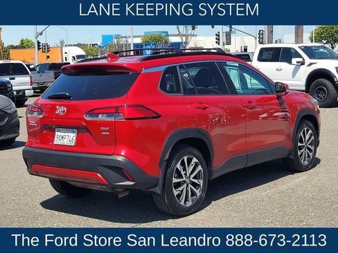 Used 2022 Toyota Corolla Cross XLE AWD/4WD image 8