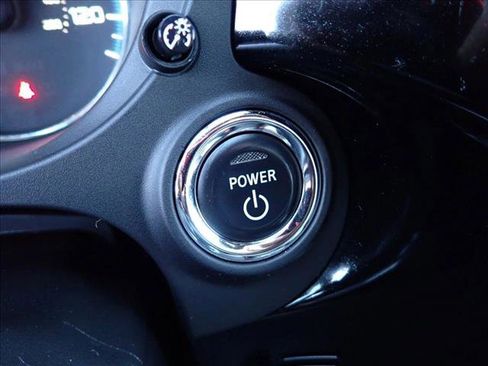 Used 2020 Mitsubishi Outlander SEL image 23