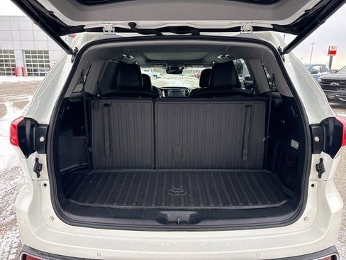 Used 2018 Toyota Highlander Limited Platinum image 15