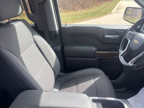 Used 2019 Chevrolet Silverado 1500 LT w/ All-Star Edition AWD/4WD image 28
