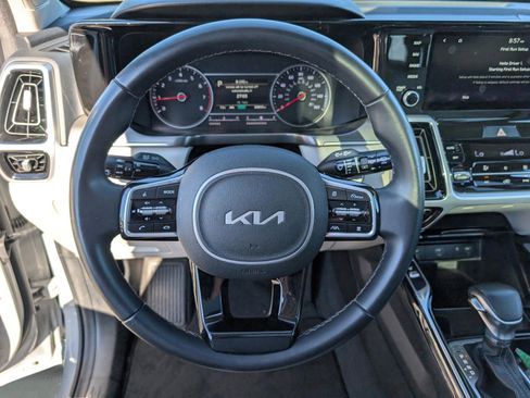 Used 2022 Kia Sorento SX image 22