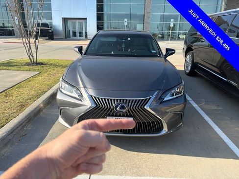 Used 2020 Lexus ES 300h w/ Premium Package FWD image 1
