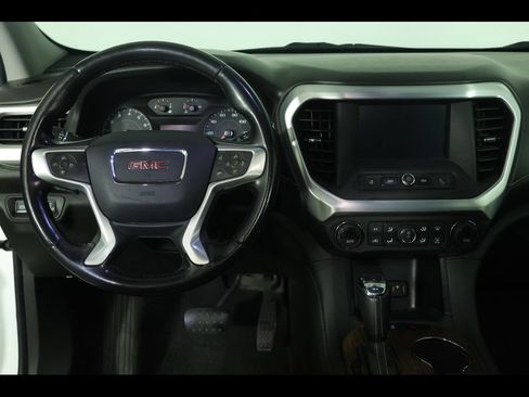 Used 2019 GMC Acadia SLE FWD image 11
