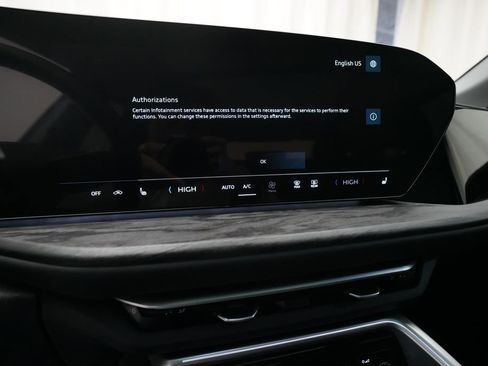 Used 2025 Audi Q5 Premium Plus w/ Premium Plus image 26