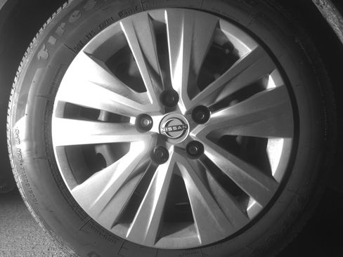 Used 2025 Nissan Sentra S FWD image 13