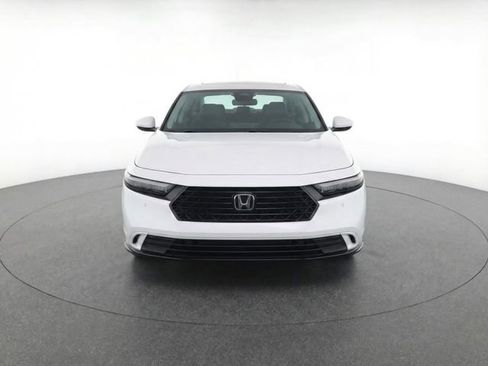 Used 2024 Honda Accord EX-L image 2