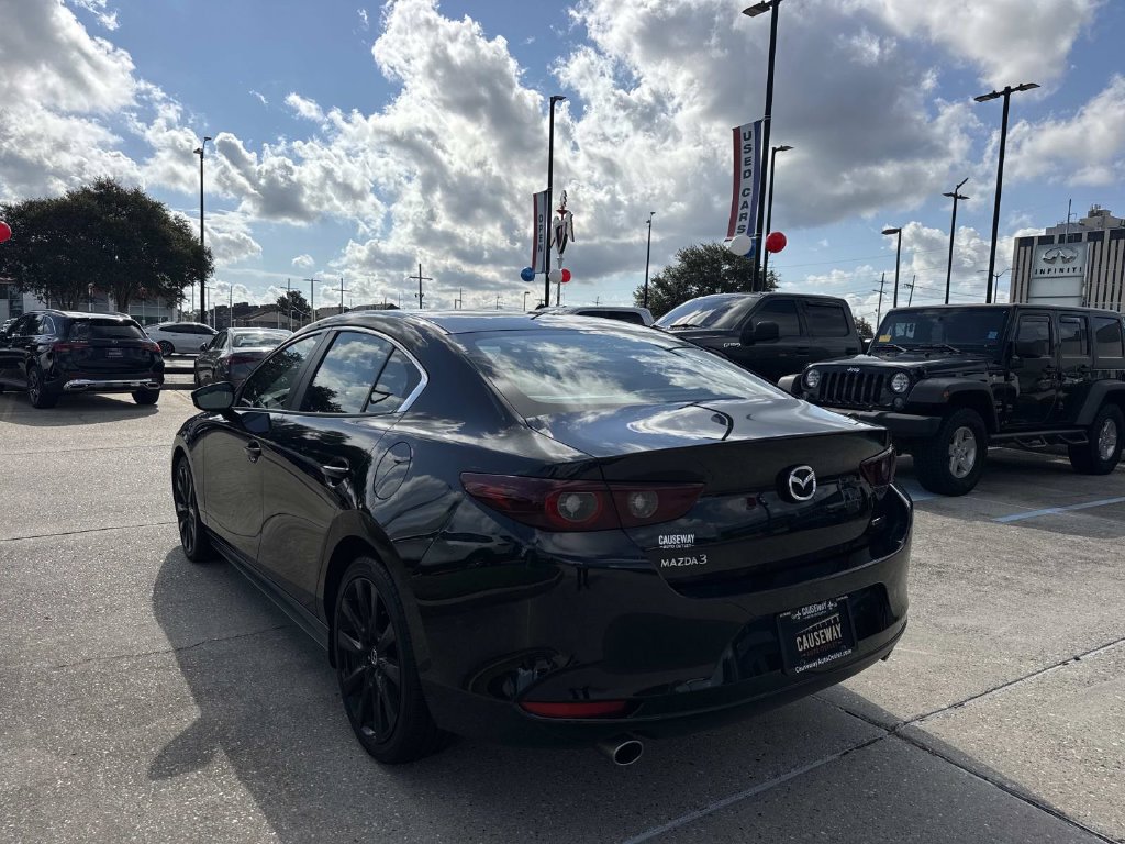 Used 2024 MAZDA MAZDA3 s FWD image 5