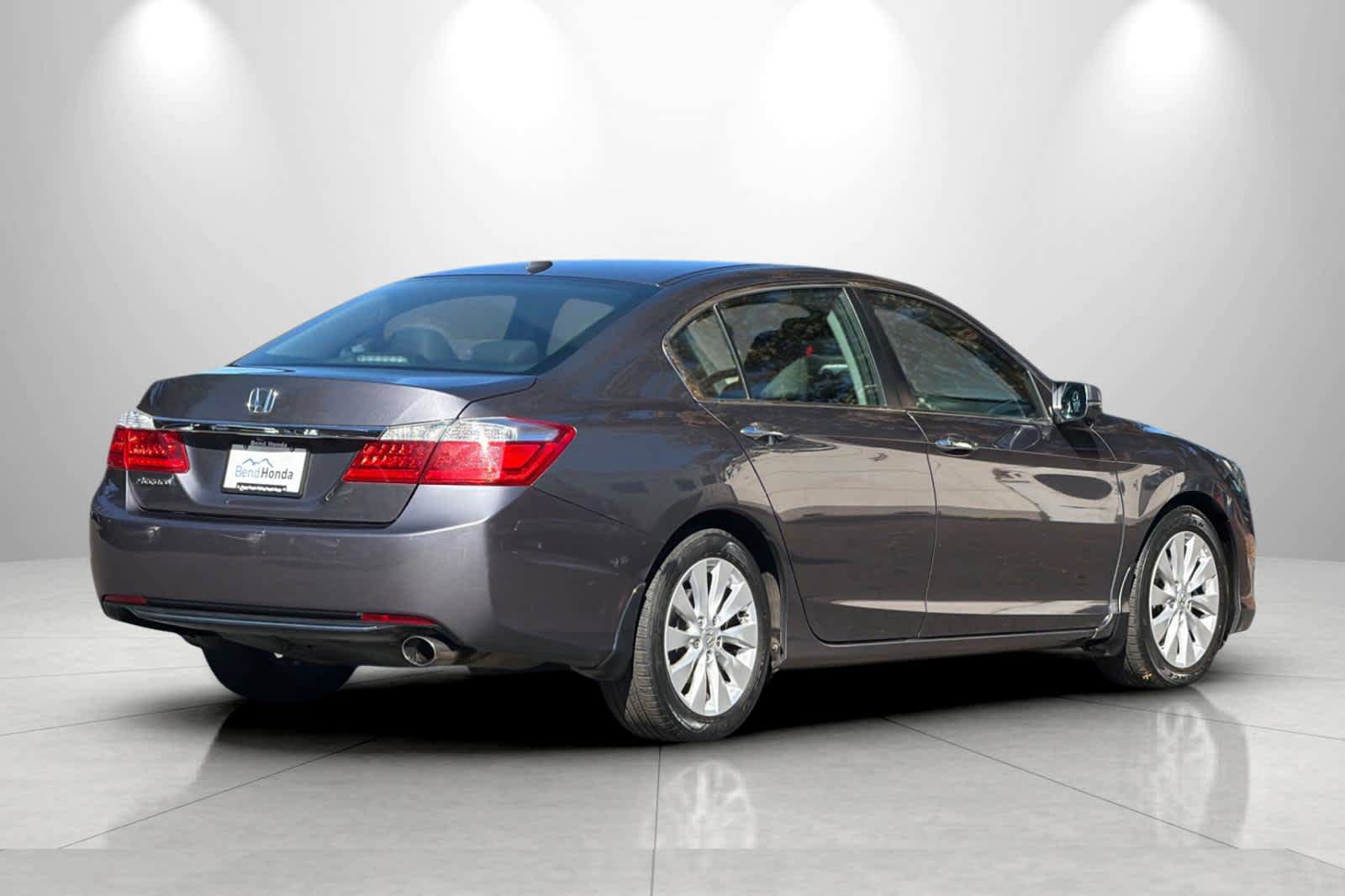 Used 2015 Honda Accord EX-L image 2