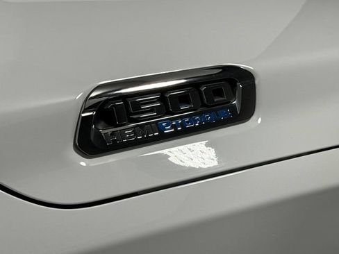 Used 2023 RAM 1500 Big Horn AWD/4WD image 18