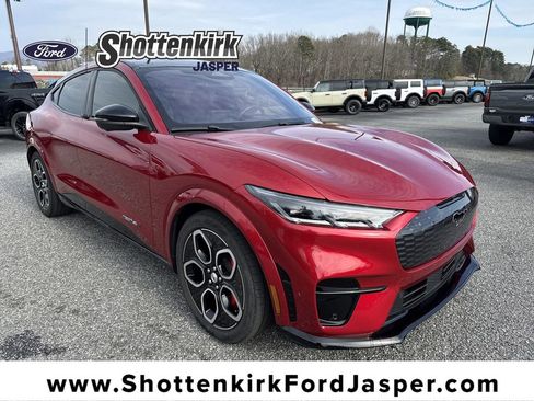 Used 2022 Ford Mustang Mach-E GT image 1