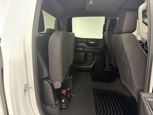 Used 2023 Chevrolet Silverado 1500 Custom image 25