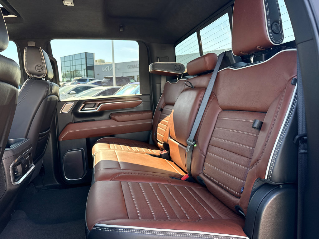 Certified 2025 GMC Sierra 2500 Denali Ultimate w/ Max Trailering Package AWD/4WD image 31