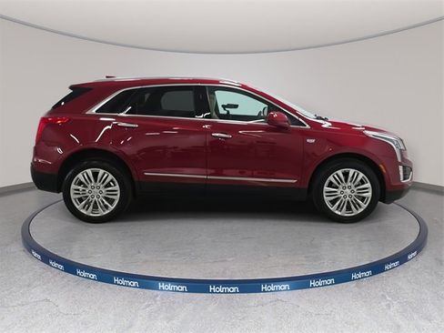 Used 2019 Cadillac XT5 Premium Luxury image 5