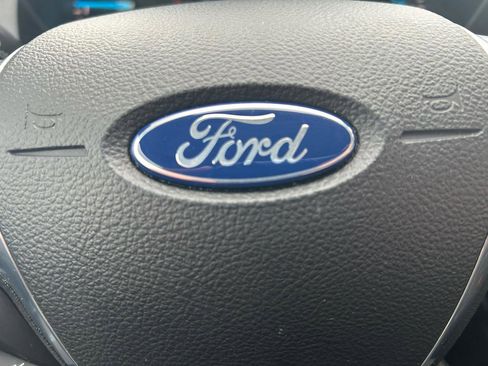Used 2015 Ford Escape Titanium w/ Equipment Group 301A AWD/4WD image 21