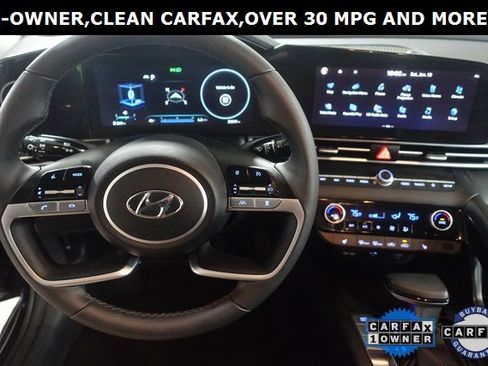 Used 2023 Hyundai Elantra SEL w/ Convenience Package image 11