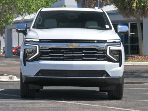 New 2026 Chevrolet Suburban Premier AWD/4WD image 39