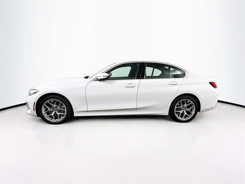 Used 2025 BMW 330i Sedan image 4