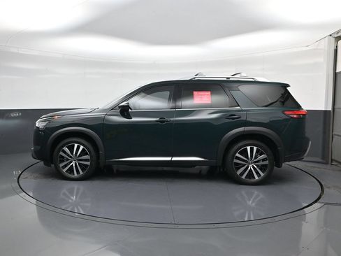 Used 2024 Nissan Pathfinder Platinum w/ Cargo Package FWD image 5