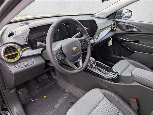 New 2026 Chevrolet Trax LT w/ Driver Confidence Package image 3