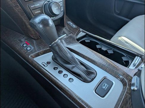 Used 2012 Acura MDX w/ Advance & Entertainment image 18