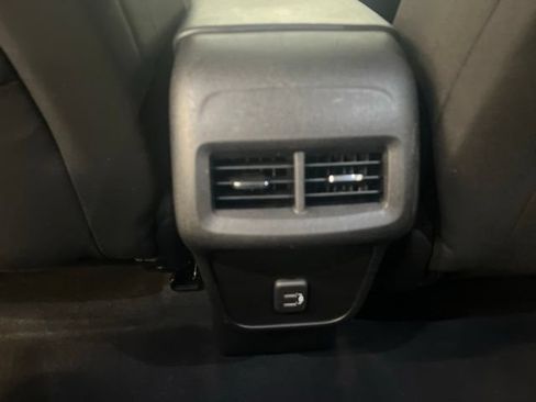 Certified 2021 Chevrolet Equinox LT FWD image 29