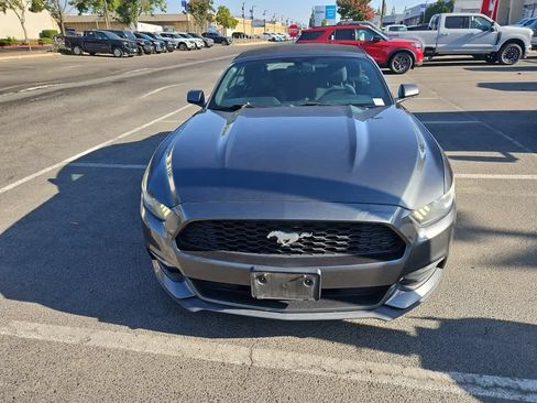 Used 2016 Ford Mustang Convertible RWD image 2