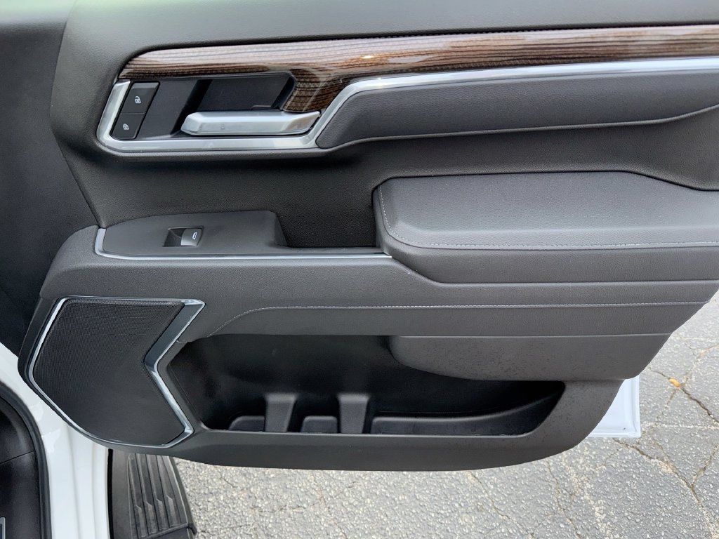 Used 2025 Chevrolet Silverado 1500 RST RWD image 33
