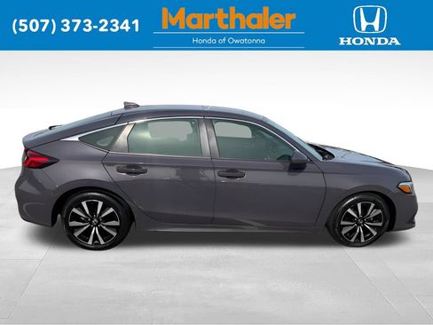 Used 2022 Honda Civic EX-L image 6