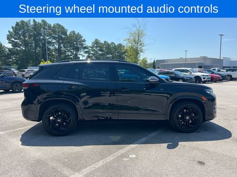 Certified 2025 Volkswagen Tiguan SE R-Line AWD/4WD image 5