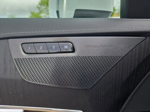 Used 2025 Volvo XC90 T8 Ultra w/ Protection Package Premier image 24