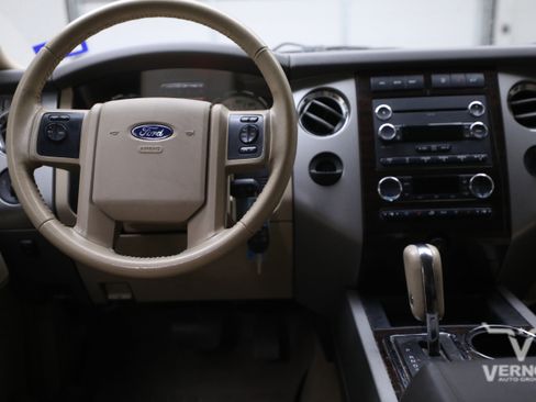Used 2013 Ford Expedition EL XLT image 8