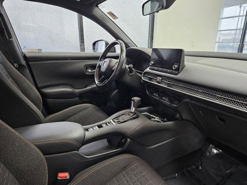 Used 2023 Honda HR-V Sport image 13