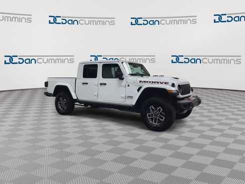 New 2026 Jeep Gladiator Mojave image 2