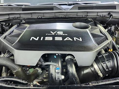 Certified 2025 Nissan Armada SL RWD image 36