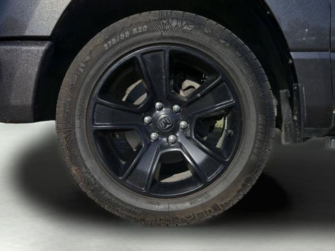 Used 2022 RAM 1500 Big Horn AWD/4WD image 17