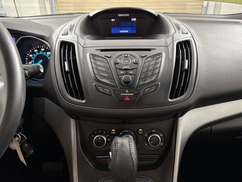 Used 2014 Ford Escape SE image 16