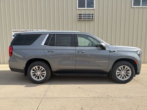 Used 2022 GMC Yukon SLE w/ Max Trailering Package AWD/4WD image 1