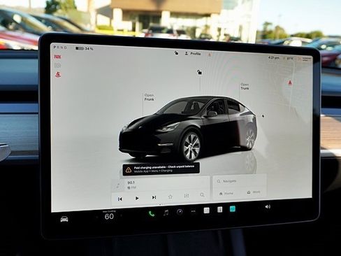 Used 2023 Tesla Model Y Long Range image 27