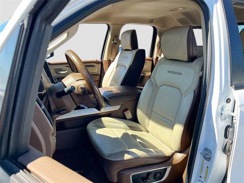 Used 2019 RAM 1500 Laramie image 19