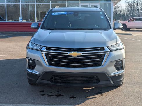 Certified 2023 Chevrolet Traverse LT w/ LT Premium Package image 2