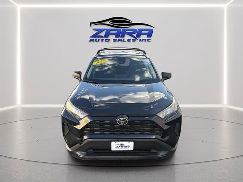 Used 2019 Toyota RAV4 LE w/ All Weather Liner Package AWD/4WD image 10