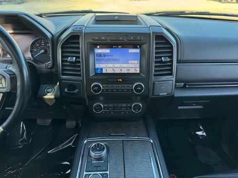 Certified 2019 Ford Expedition Limited w/ Equipment Group 302A AWD/4WD image 2