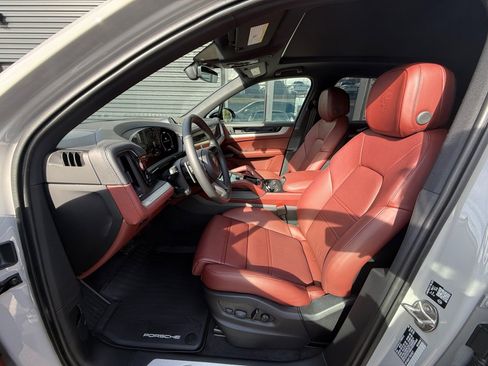 New 2026 Porsche Cayenne E-Hybrid image 5