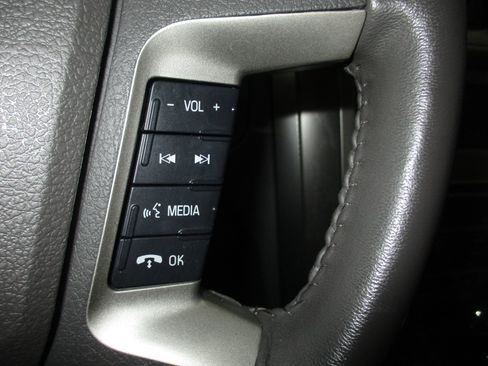 Used 2010 Ford Fusion Hybrid FWD image 20