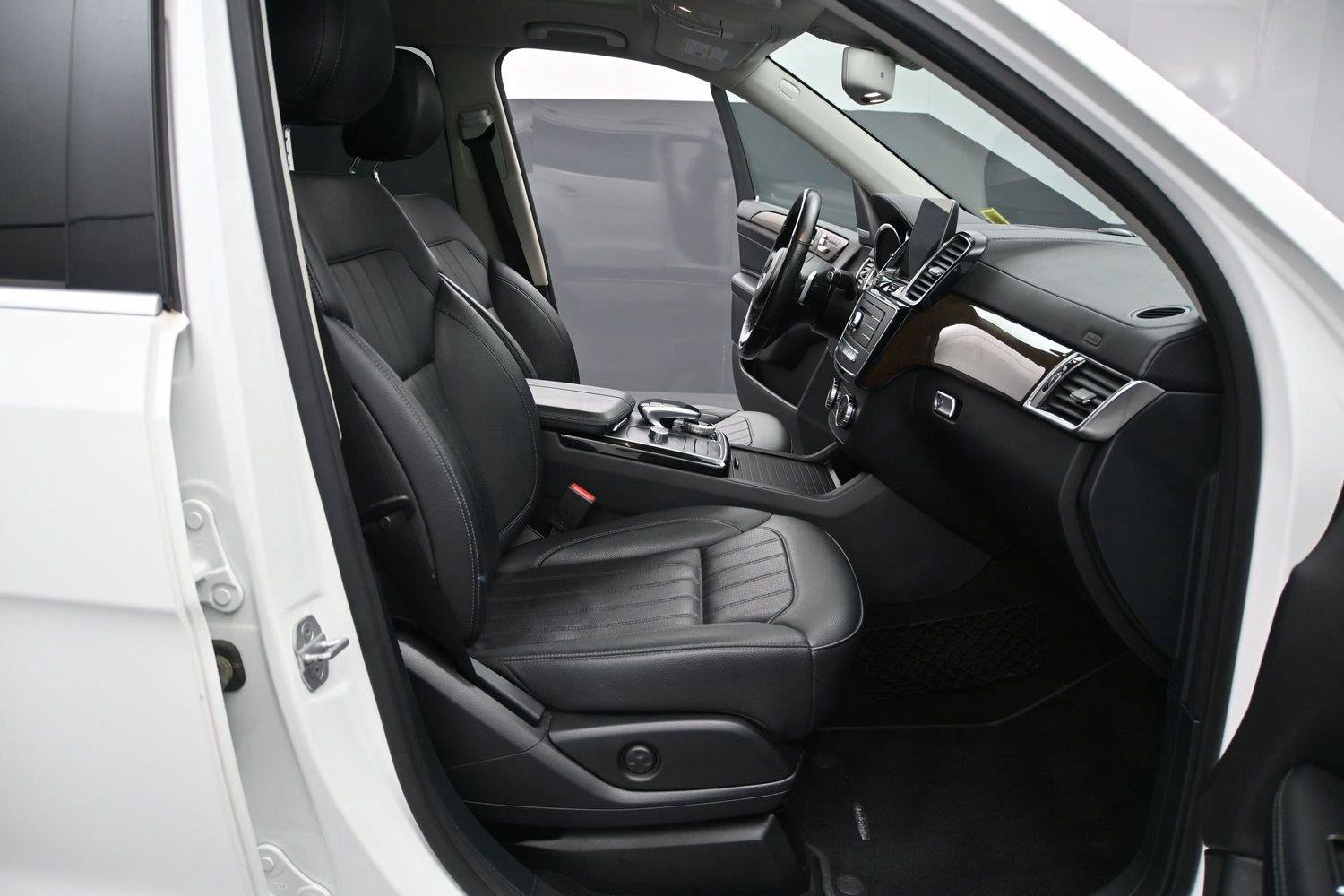 Used 2017 Mercedes-Benz GLS 450 4MATIC image 18