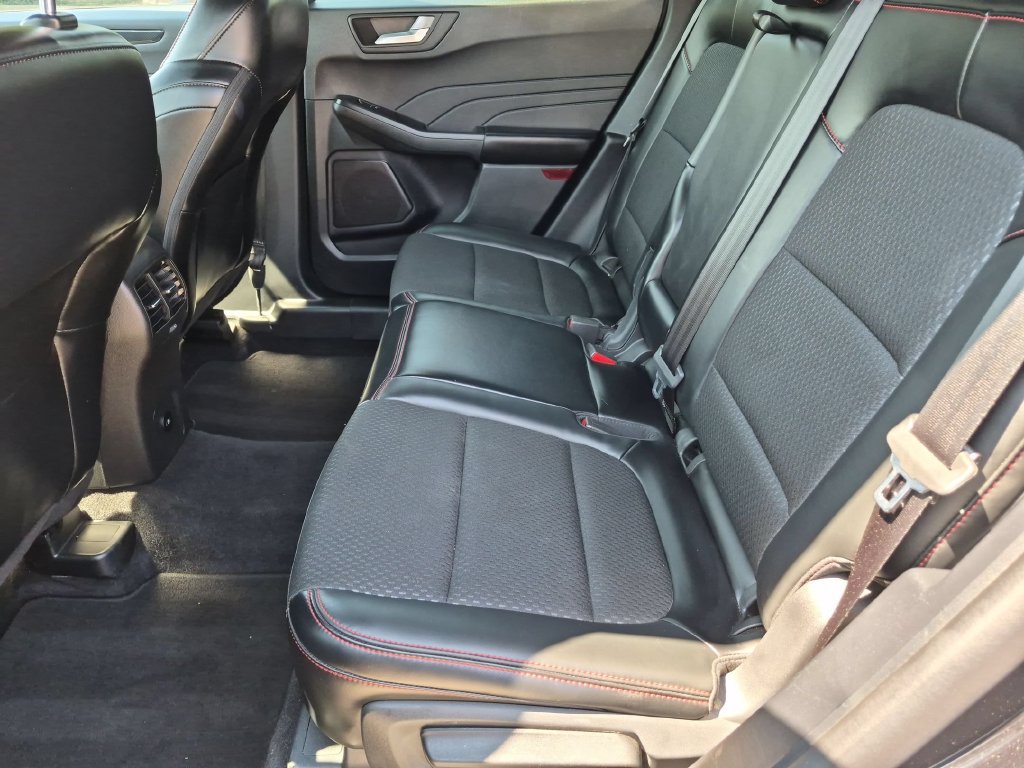 Used 2025 Ford Escape ST-Line AWD/4WD image 27