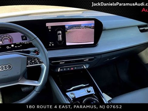 New 2026 Audi Q3 quattro 2.0T image 7