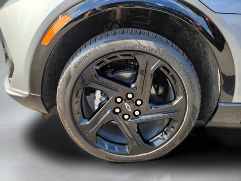 New 2025 Chevrolet Equinox EV RS image 25