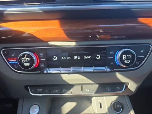 Used 2023 Audi Q5 e Premium Plus w/ Premium Plus Package image 42