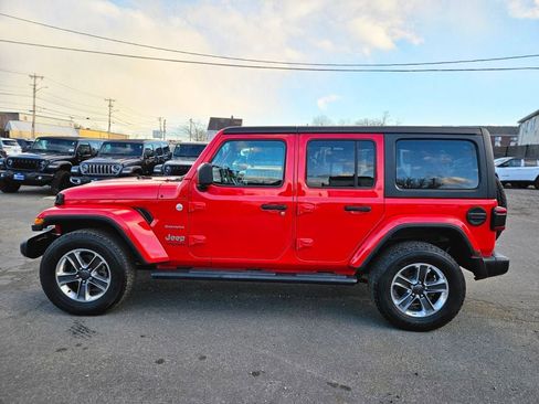 Used 2022 Jeep Wrangler Unlimited Sahara w/ Dual Top Group image 2